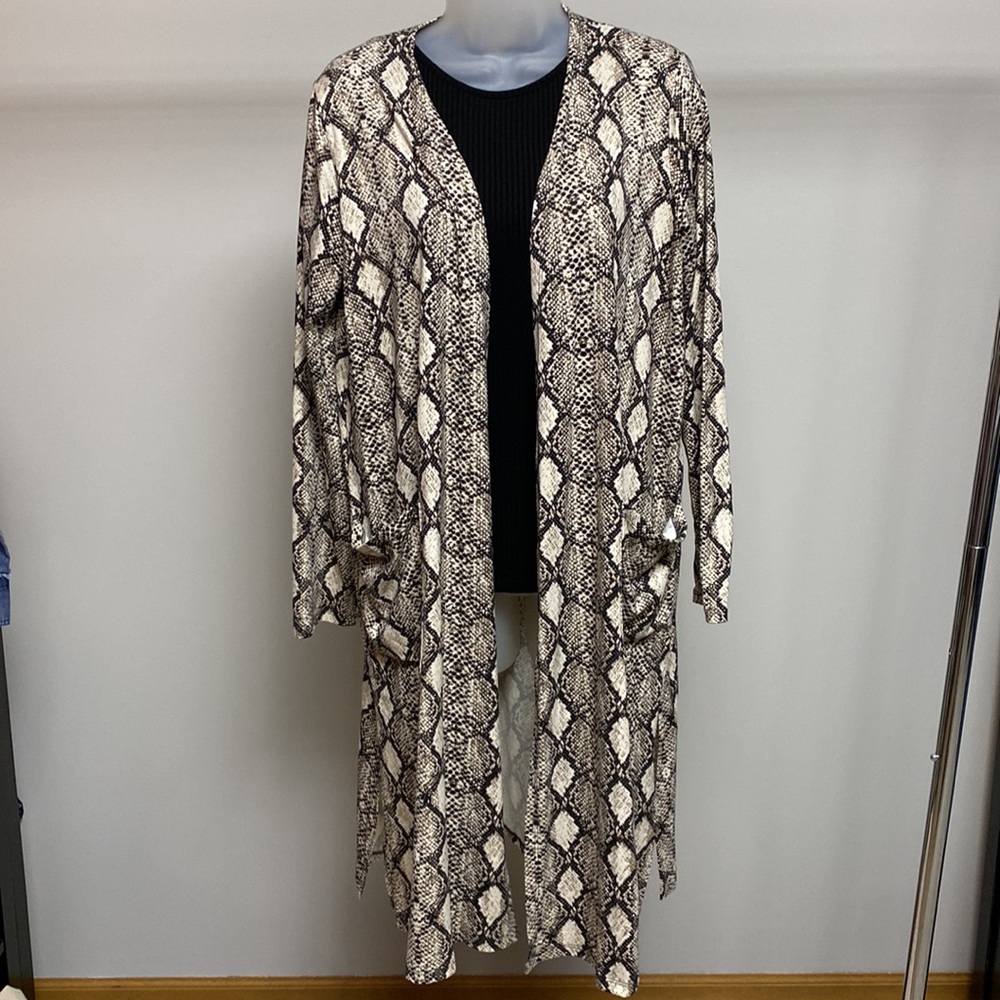 Texas True Threads Snakeskin Print, Open-Front, L… - image 1